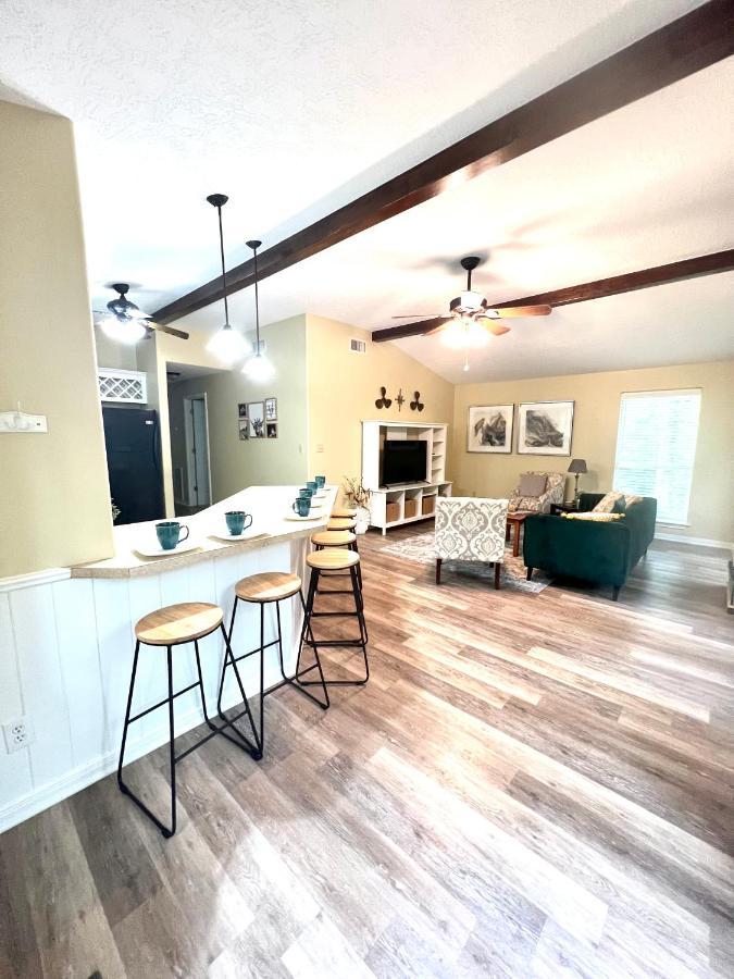2 Bdrm Treehouse Hideout- Lake Conroe With Boat Ramp Montgomery Zewnętrze zdjęcie